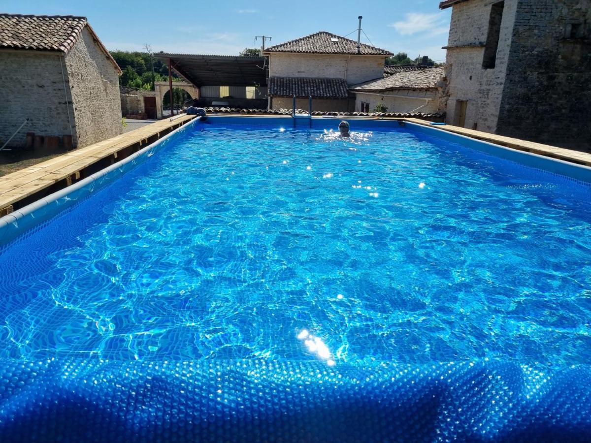 Le Verger Des Noyer Relaxing Getaway With Private Pool Mairé-l'Eveseault 외부 사진